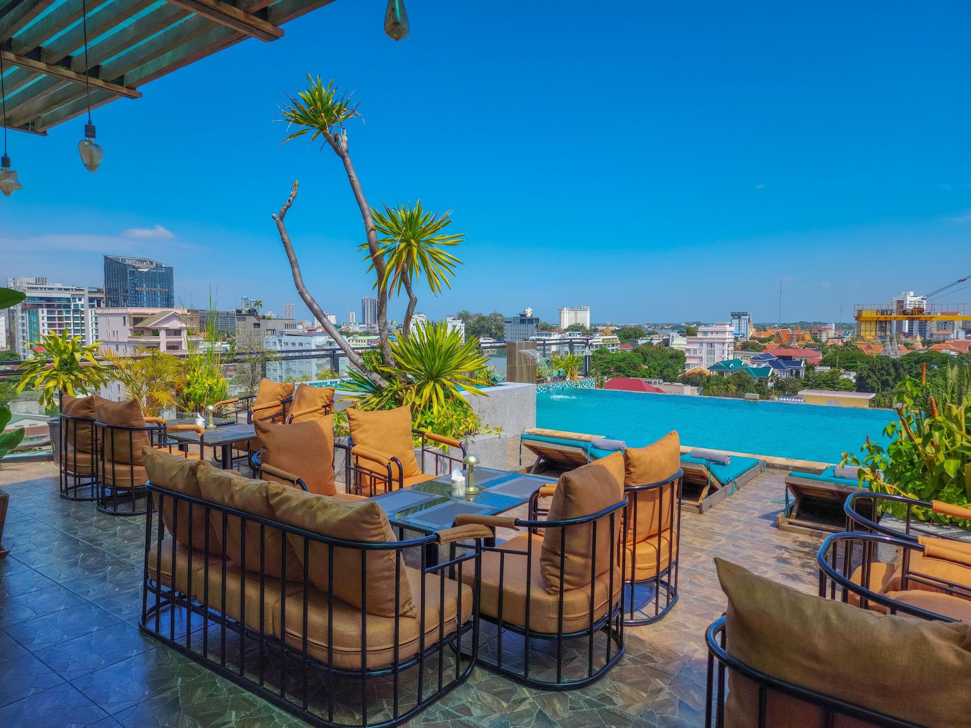 Vista Piscina Phnom Penh 51 Hotel & Residences