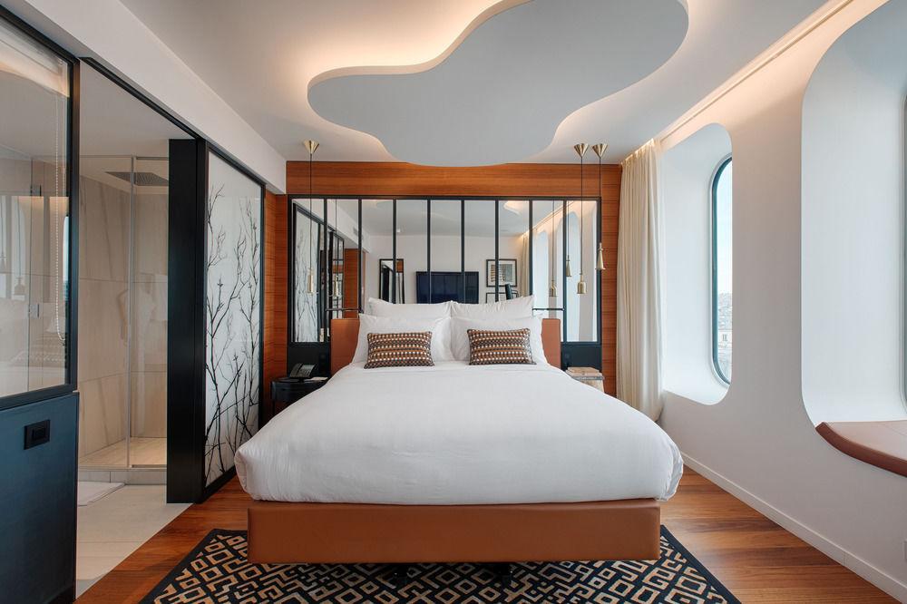 Hotel Renaissance Paris Republique Hotel