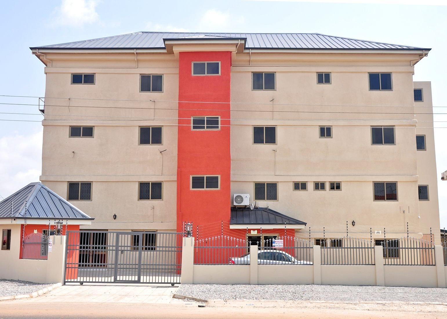 Varios Royal Atlantic Hostel