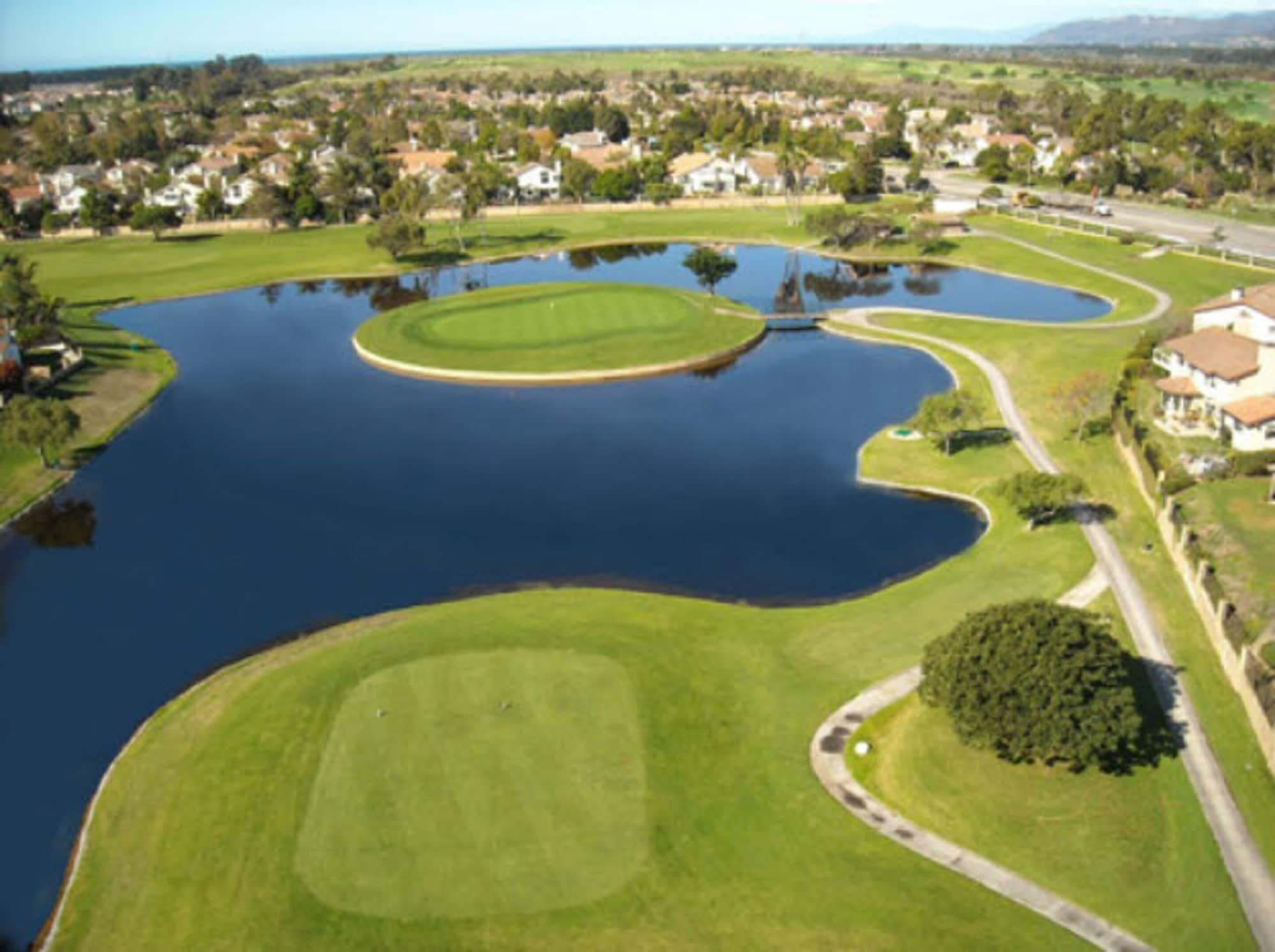 Campo de Golf Staybridge Suites Oxnard River Ridge by IHG