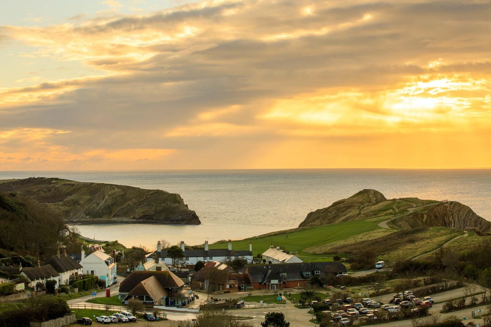 Vista Exterior Lulworth Cove Inn