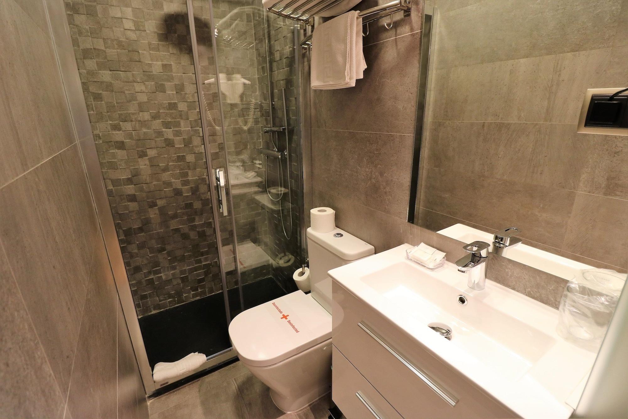 Equipamiento de Habitación Hostal Hispano Argentino Gran Via