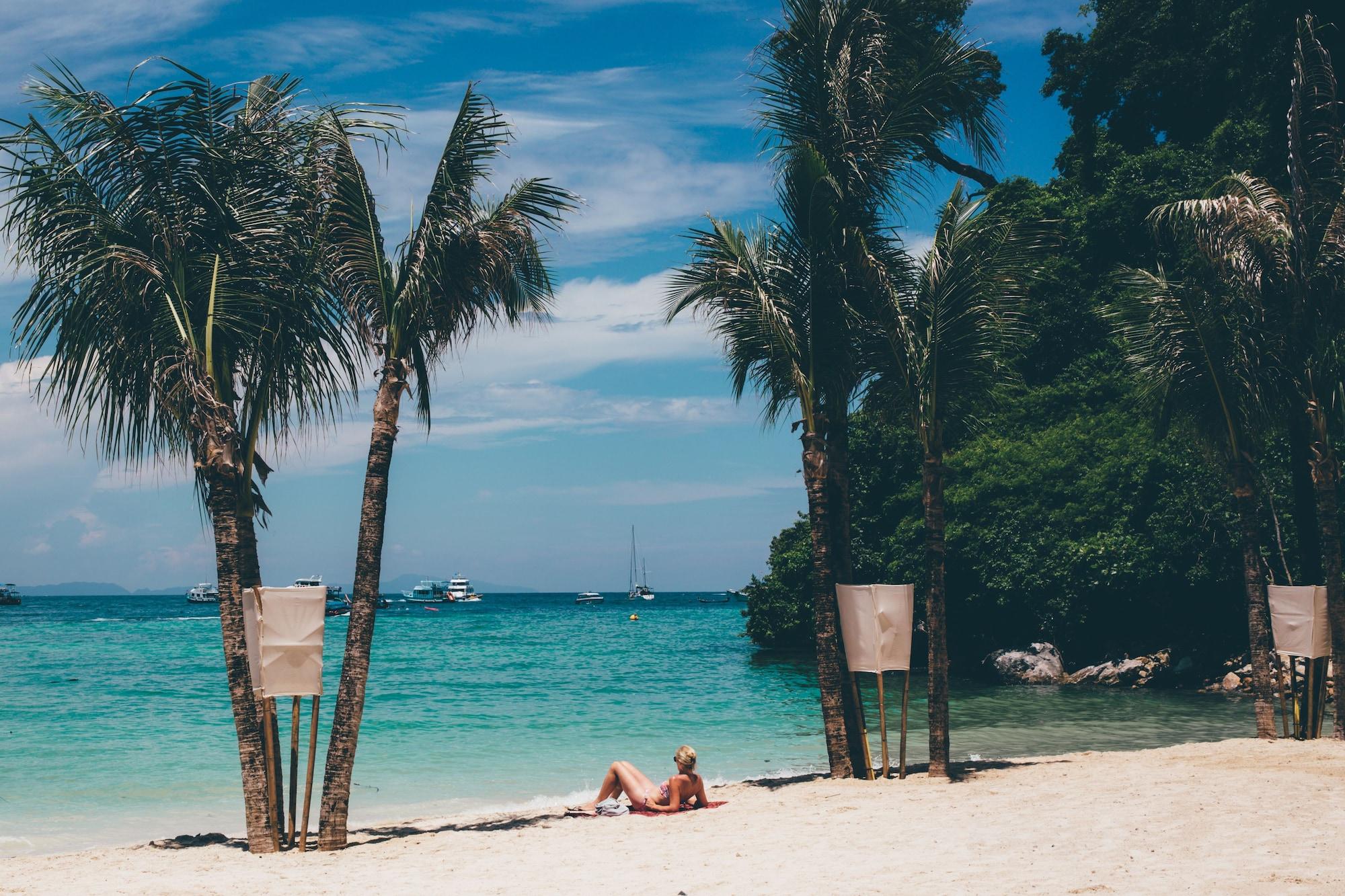 Playa Phi Phi Cliff Beach Resort