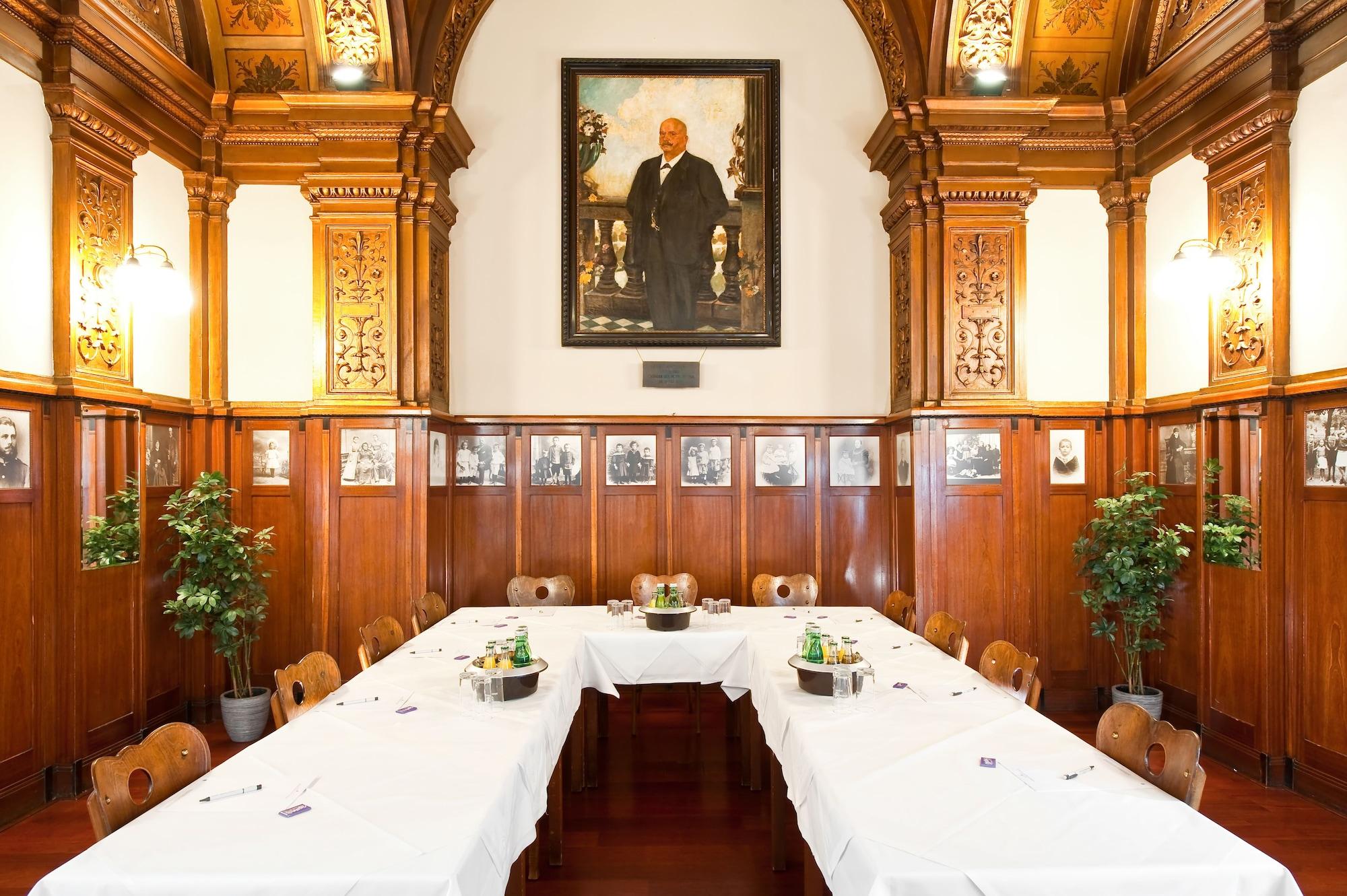 Sala de Reuniones Hotel Regina
