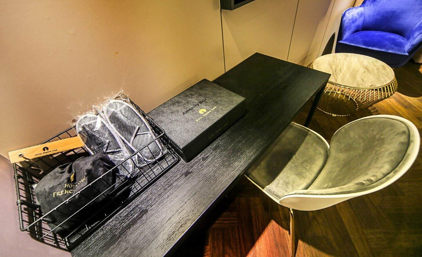 Set de Habitación Frenchcode Hotel