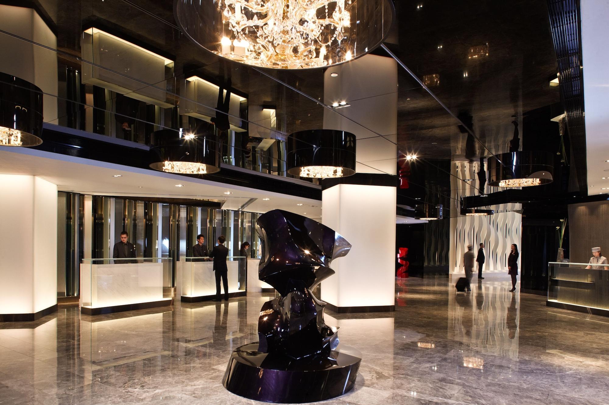 Vista Lobby The Mira Hong Kong Hotel
