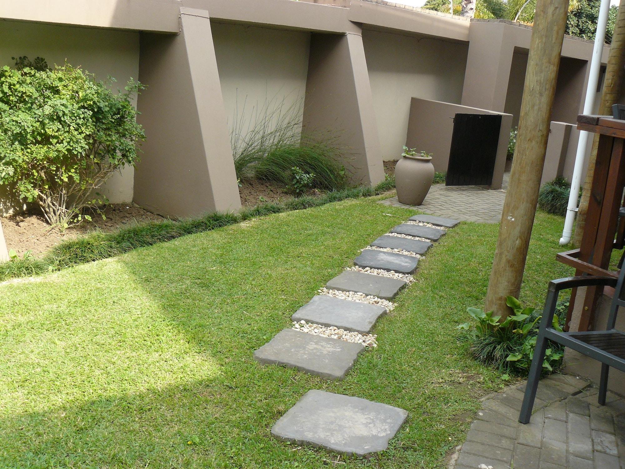 Vista Exterior See More Guest House