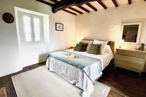 Alojamiento - Luxury farmhouse with private pool and amazing mountain views.