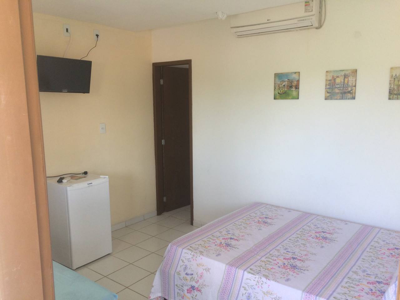 Quarto Pousada Amarelinha