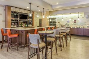 Alojamiento - Hilton Garden Inn Indianapolis Downtown