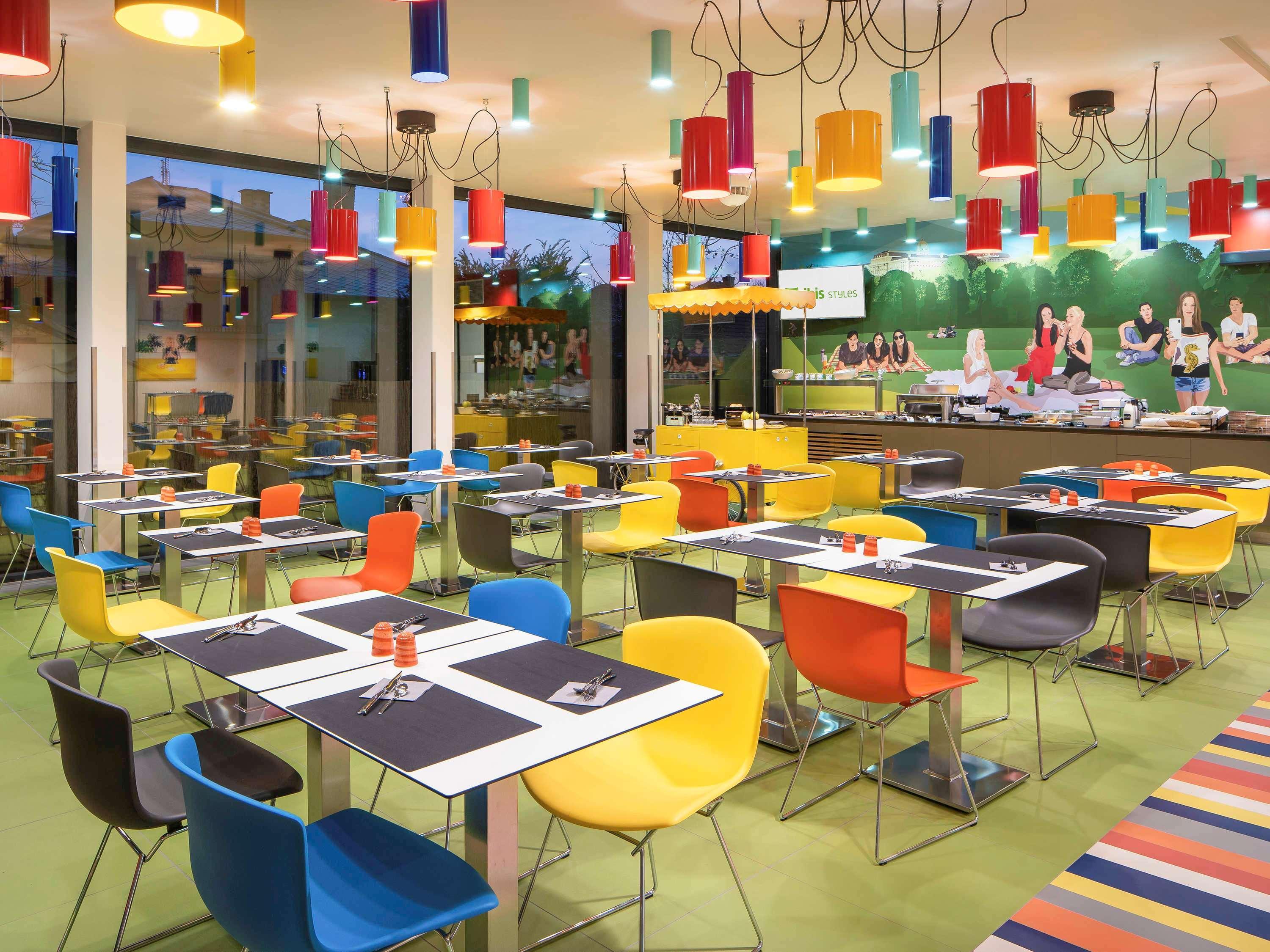 Restaurant Ibis Styles Budapest Citywest