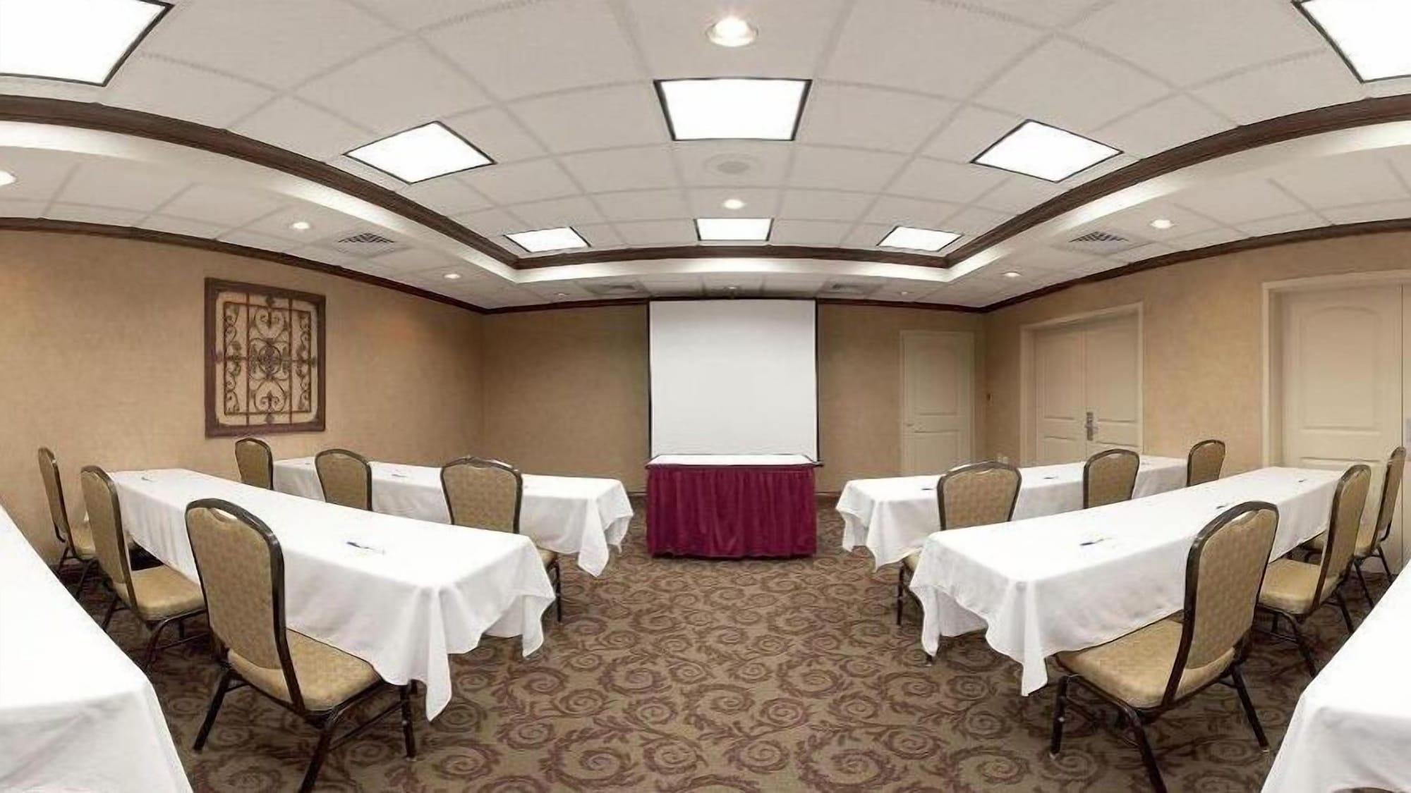 Sala de Reuniones Holiday Inn Express Hotel & Suites Cape Girardeau I-55 by IHG