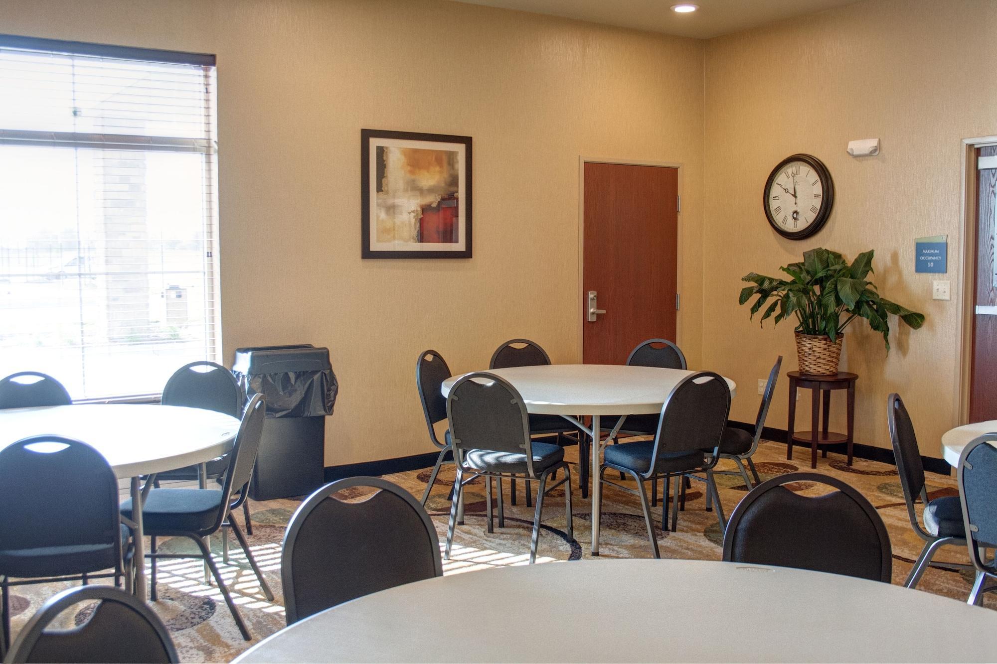 Restaurant Cobblestone Hotel & Suites - Jefferson
