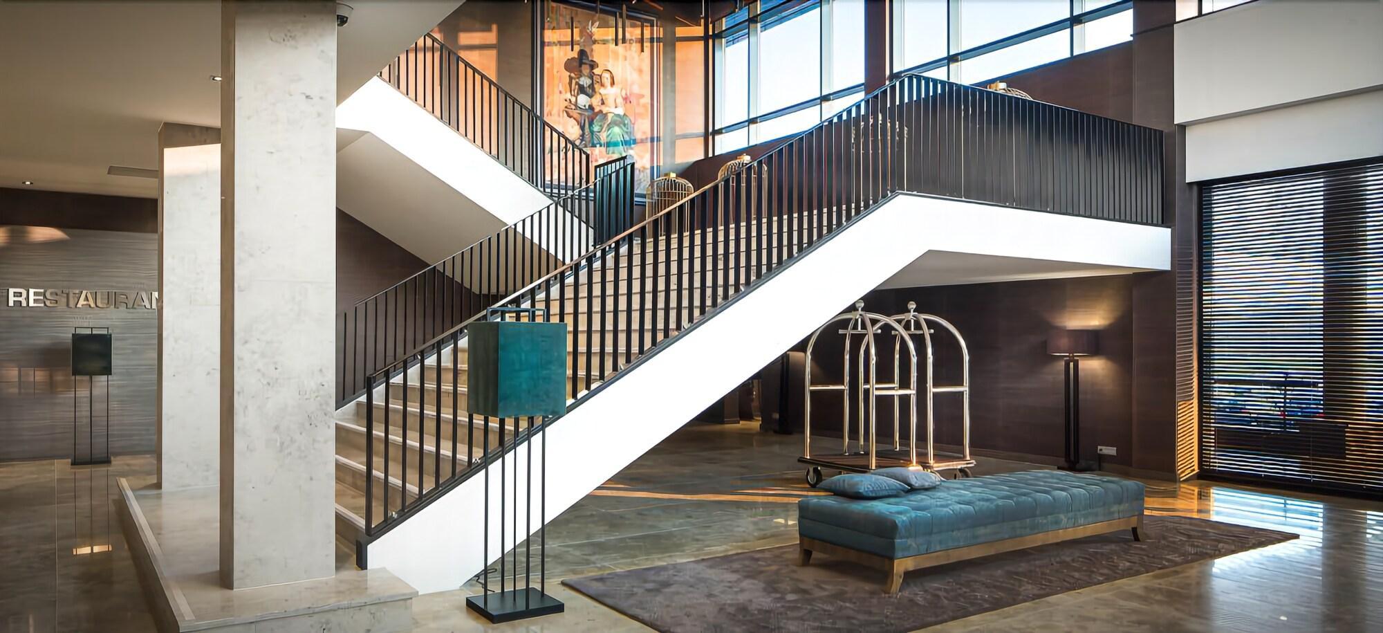 Vista Lobby Van der Valk Hotel Zwolle