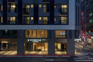 Alojamiento - EverStar Hotel