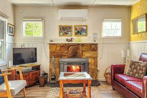 Alquiler Vacacional - BONNIE BRAE COTTAGE, a cosy miners cottage in Hepburn Springs