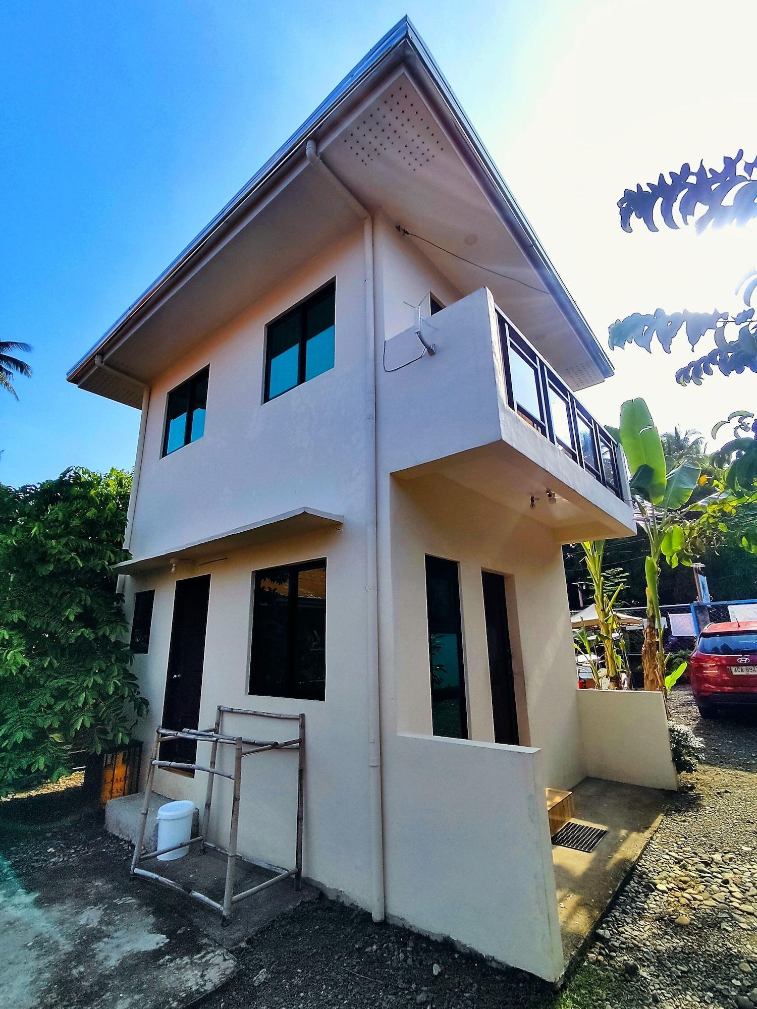 Varios Boac Beach Guesthouse