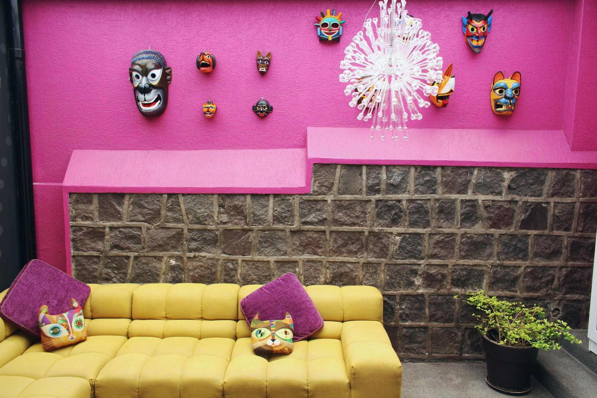 Vista Lobby 593 Hostel Boutique