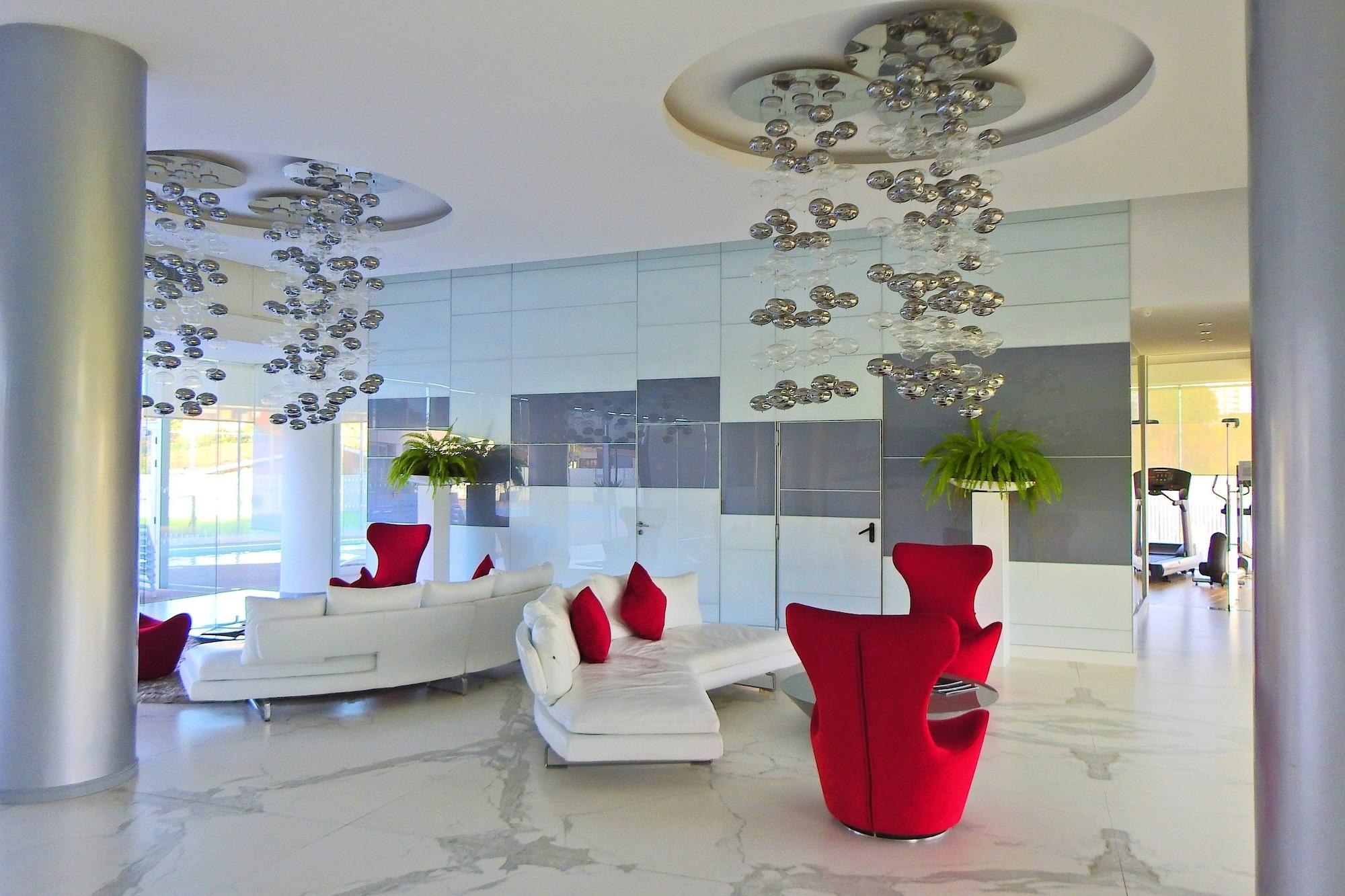 Vista Lobby Apartment Alexander Boulevard