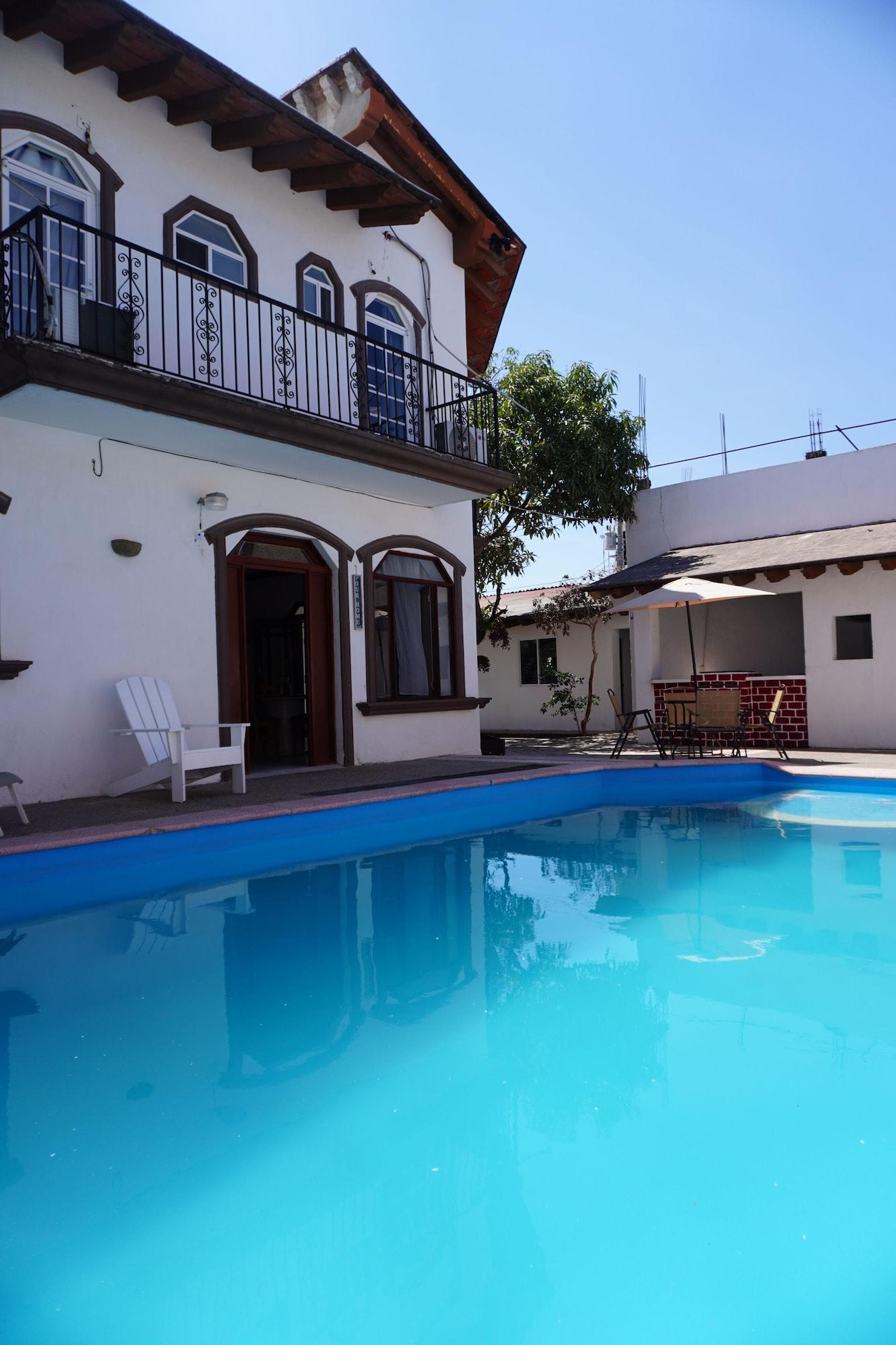 Vista Piscina Hostal Mardan Puerto Vallarta Aeropuerto