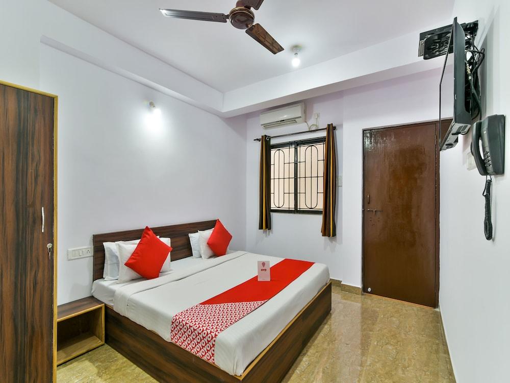 Habitación OYO Flagship 12884 Neelratna Guest House