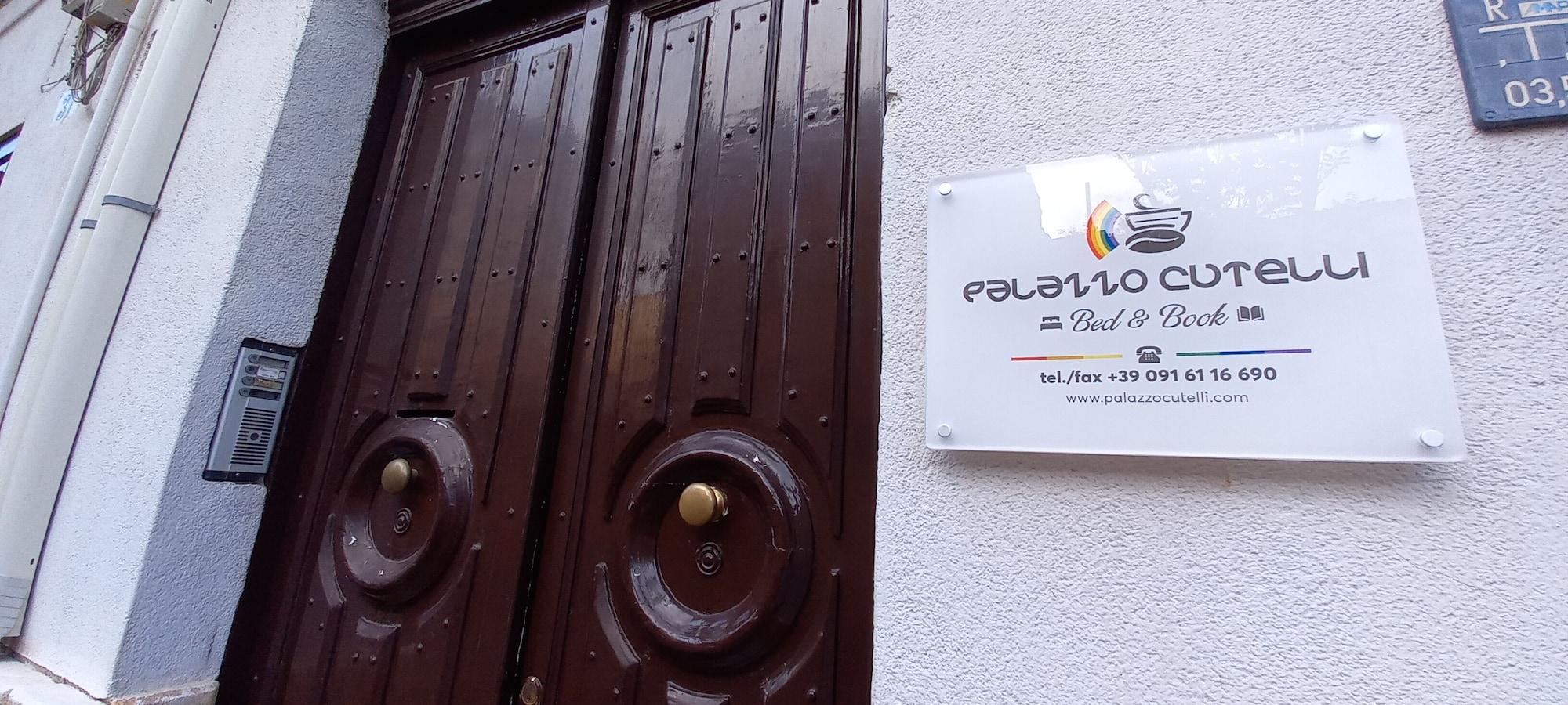 Vista Exterior Palazzo Cutelli LGBTQ House