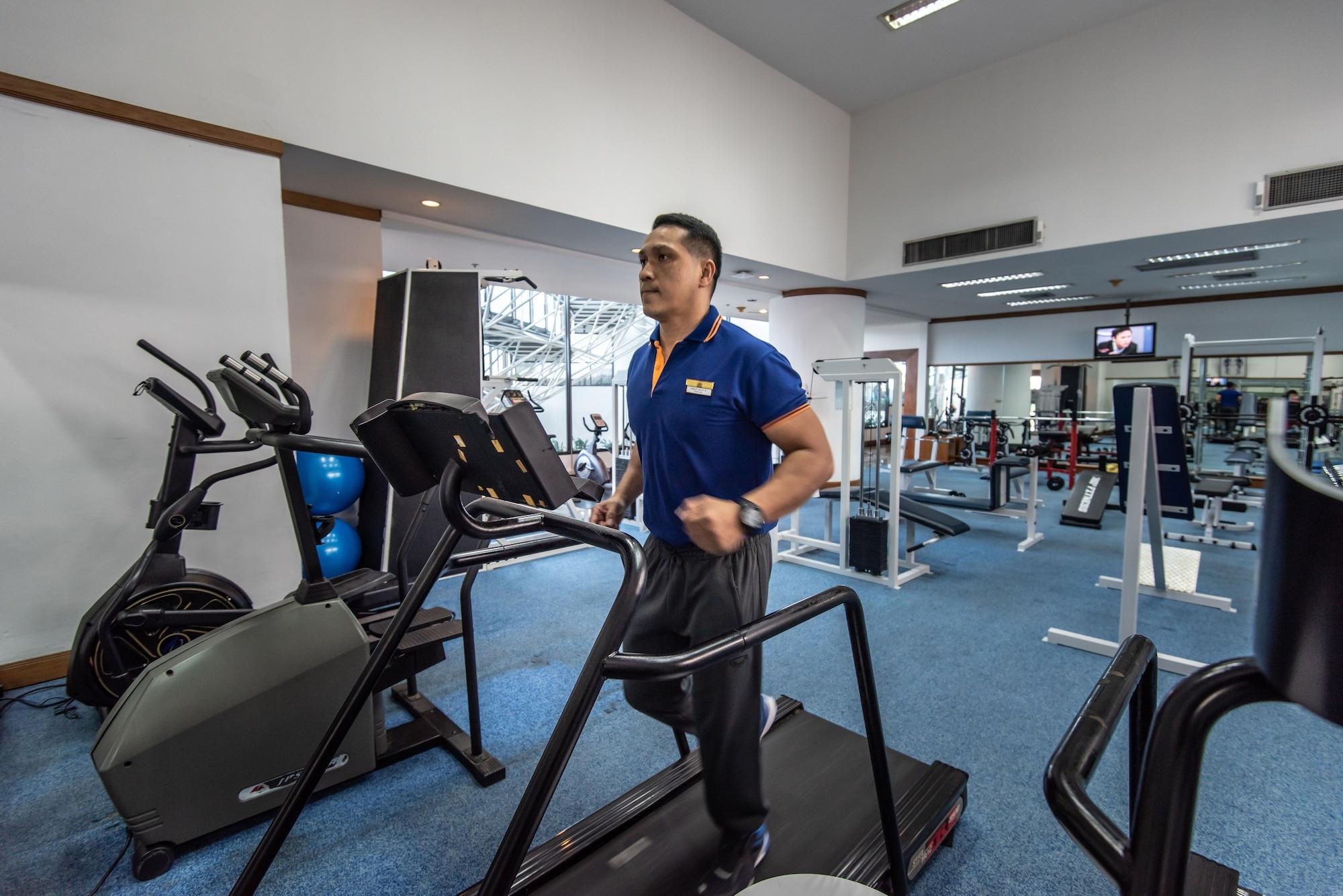 Gimnasio Montien Riverside Hotel Bangkok