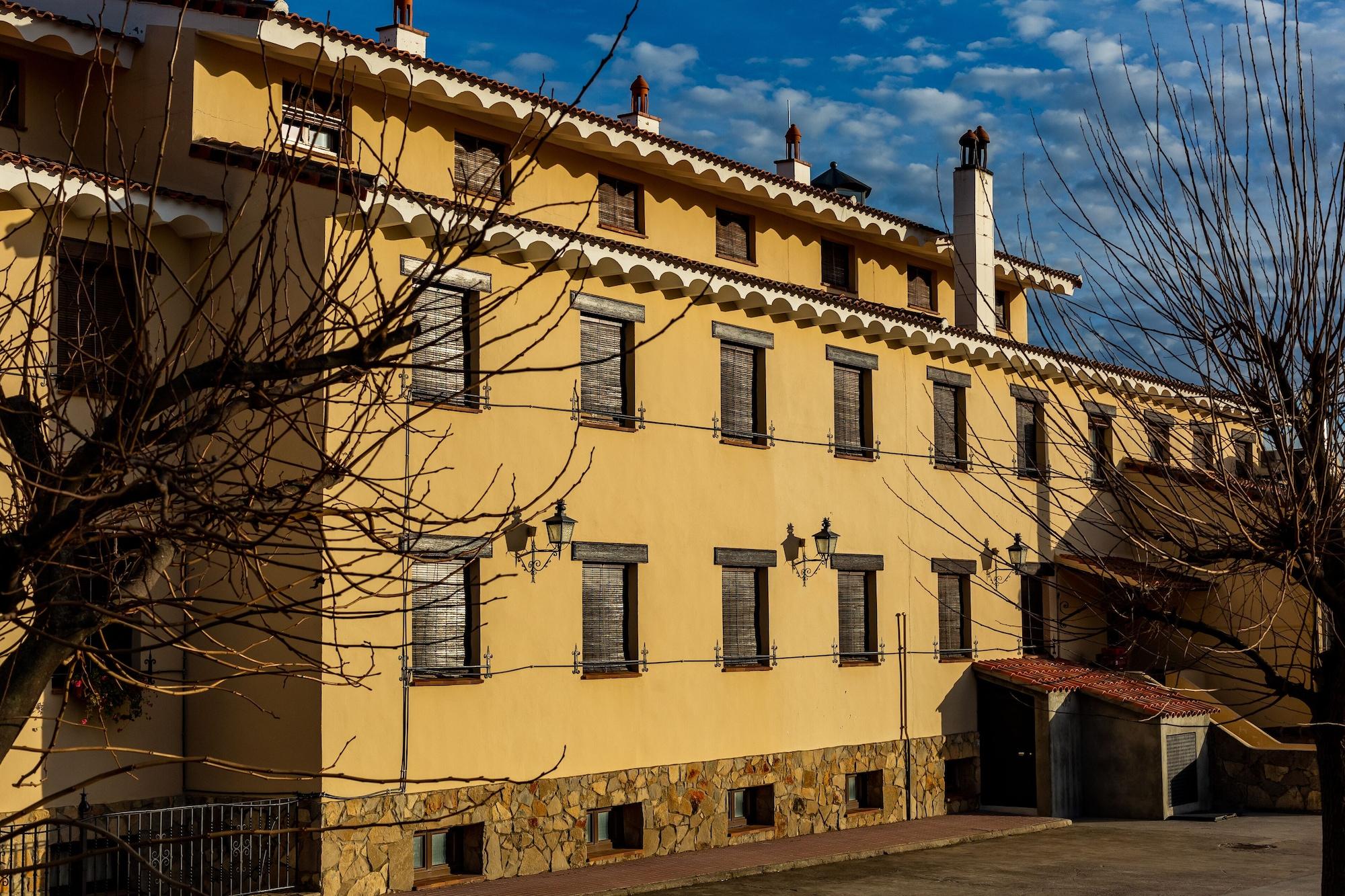 Vista Exterior Hotel Rubielos
