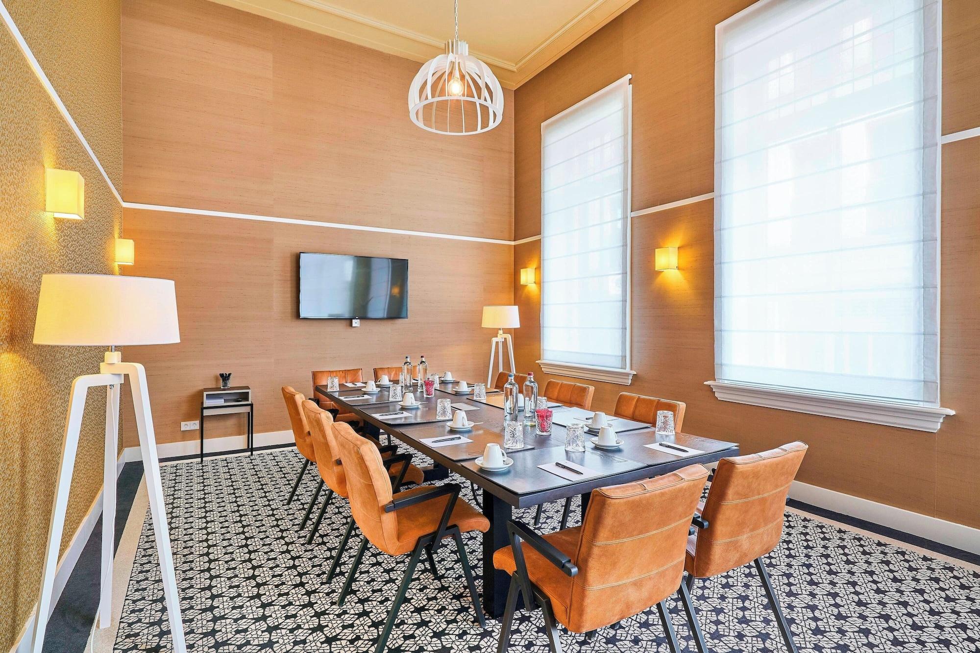 Sala de Reuniones Hotel Nassau Breda, Autograph Collection by Marriott