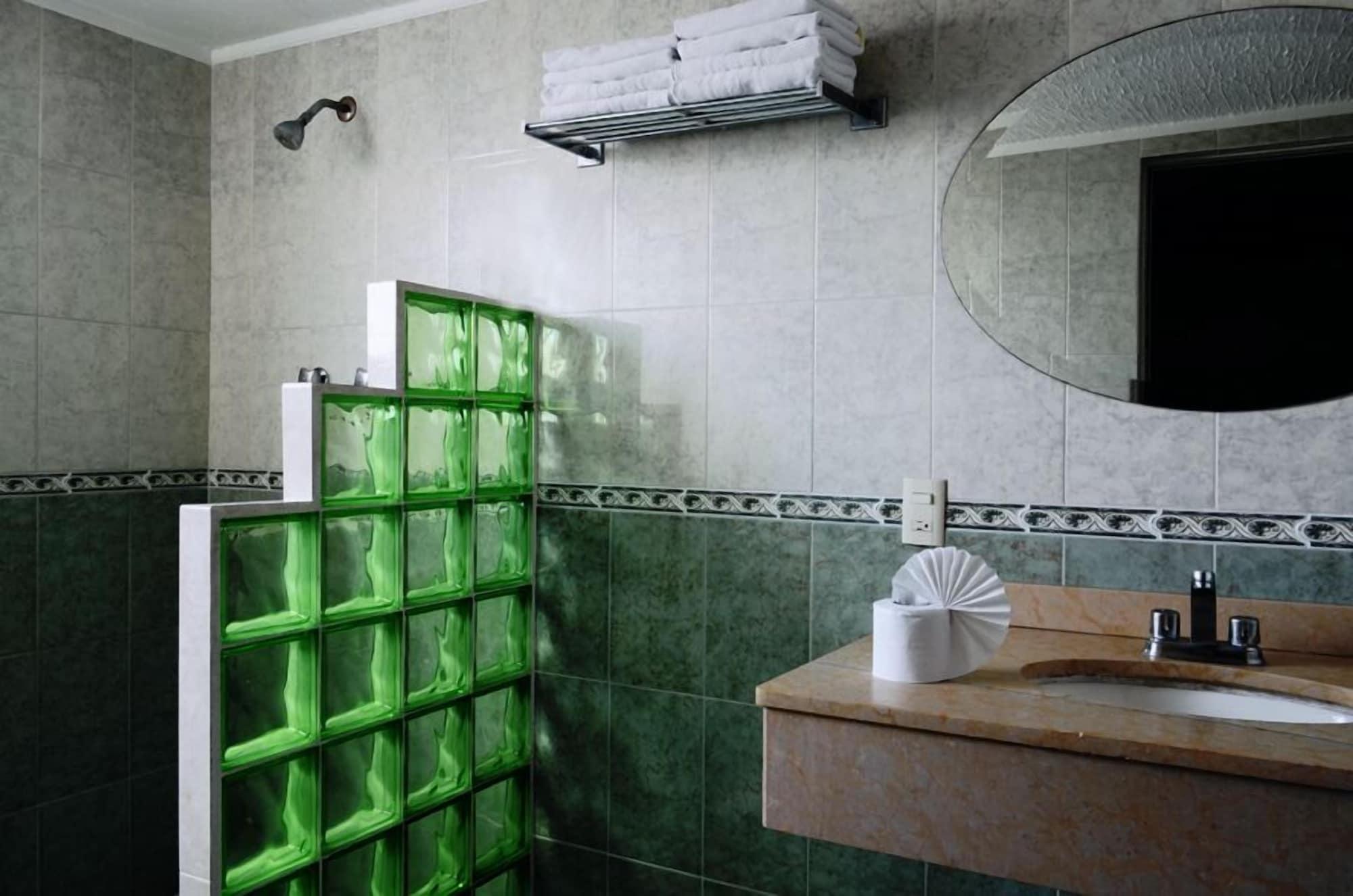 Equipamiento de Habitación Hotel Santa Cruz