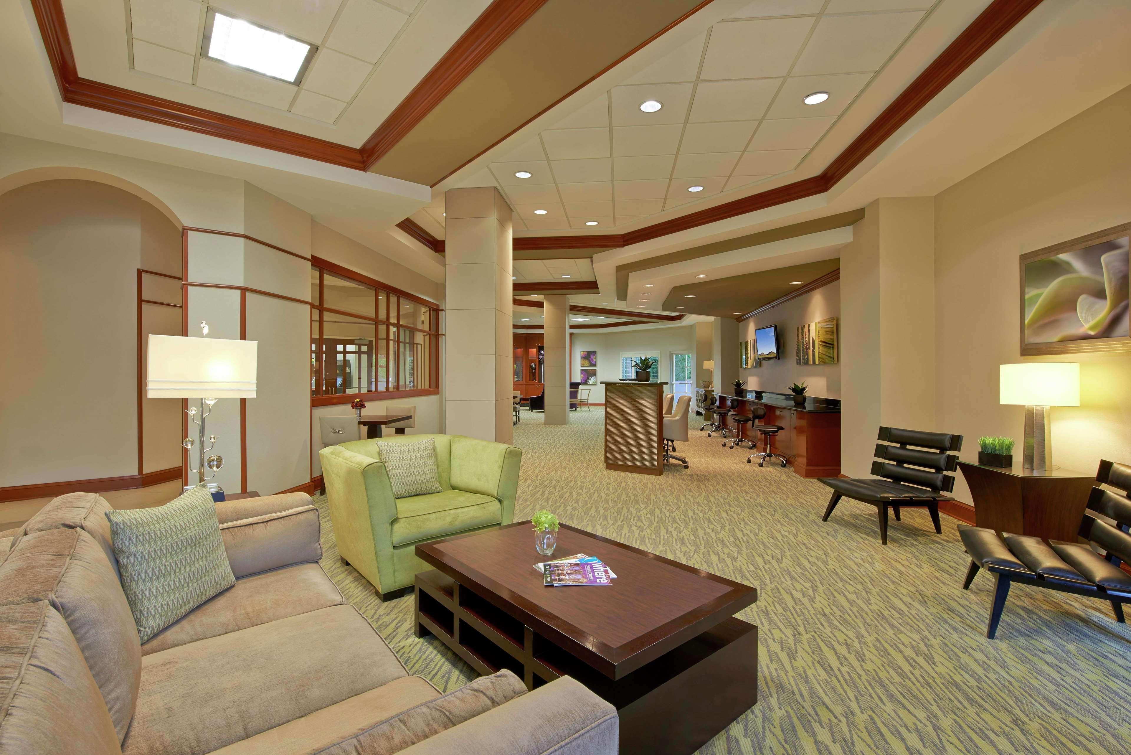 Vista Lobby Hilton Grand Vacations Club Paradise Las Vegas