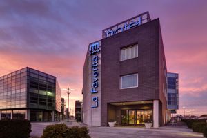 Alojamiento - Hotel La Favorita