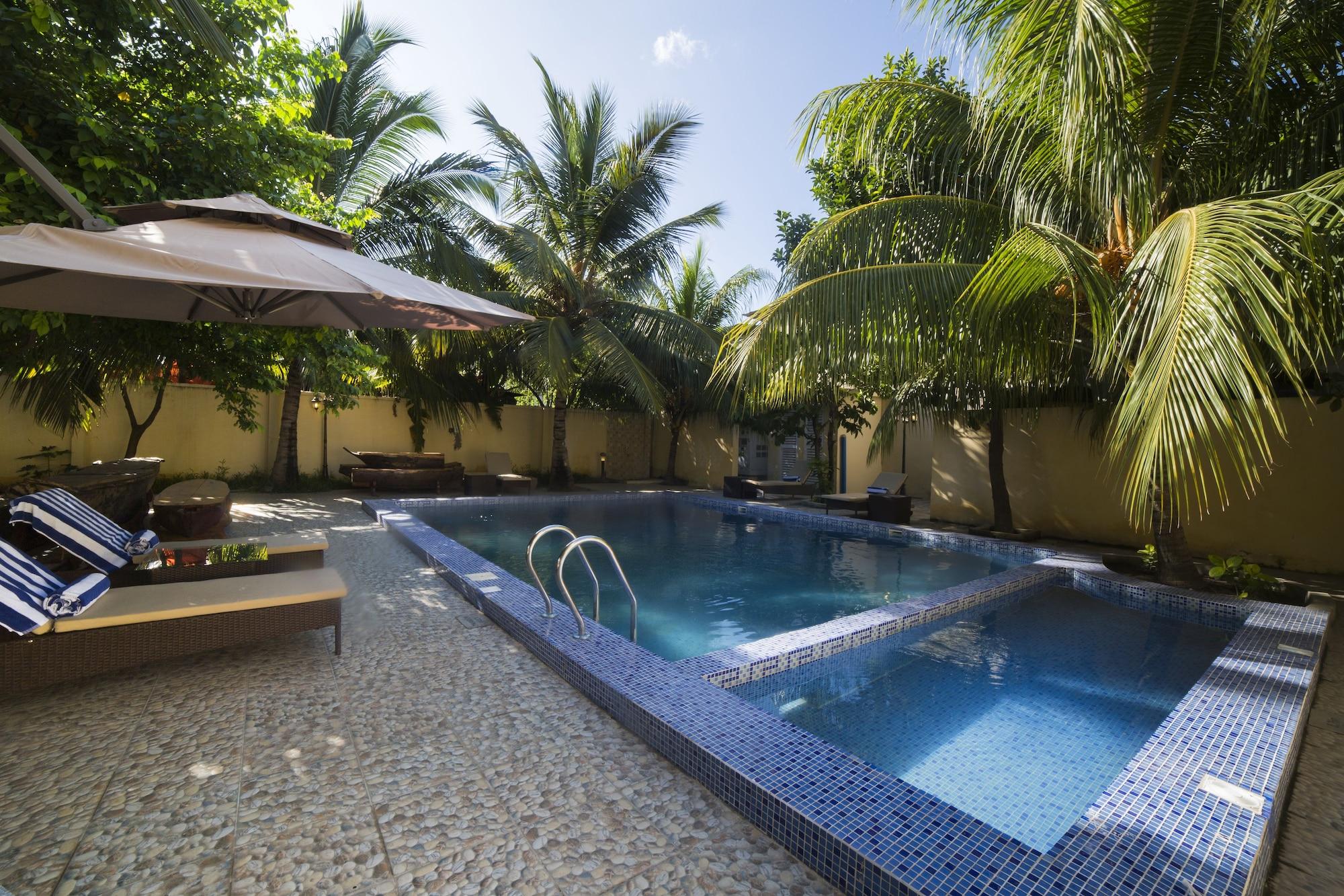 Vista Piscina Antonio Garden Hotel