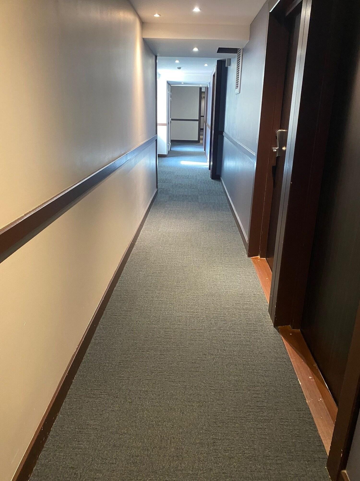 Vista Lobby Aparthotel Adagio Caen Centre