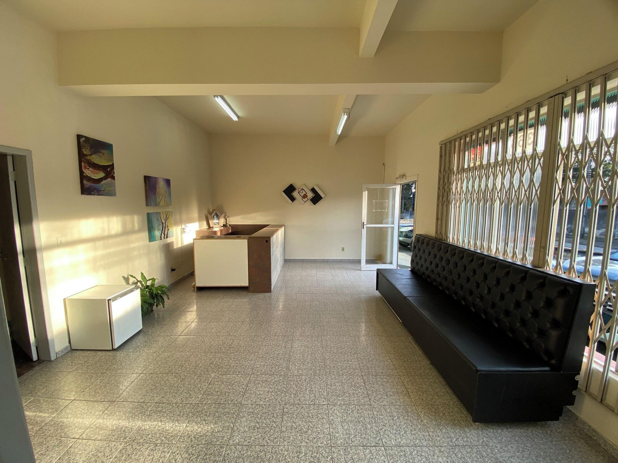 Vista Lobby Pousada Central Campo Largo