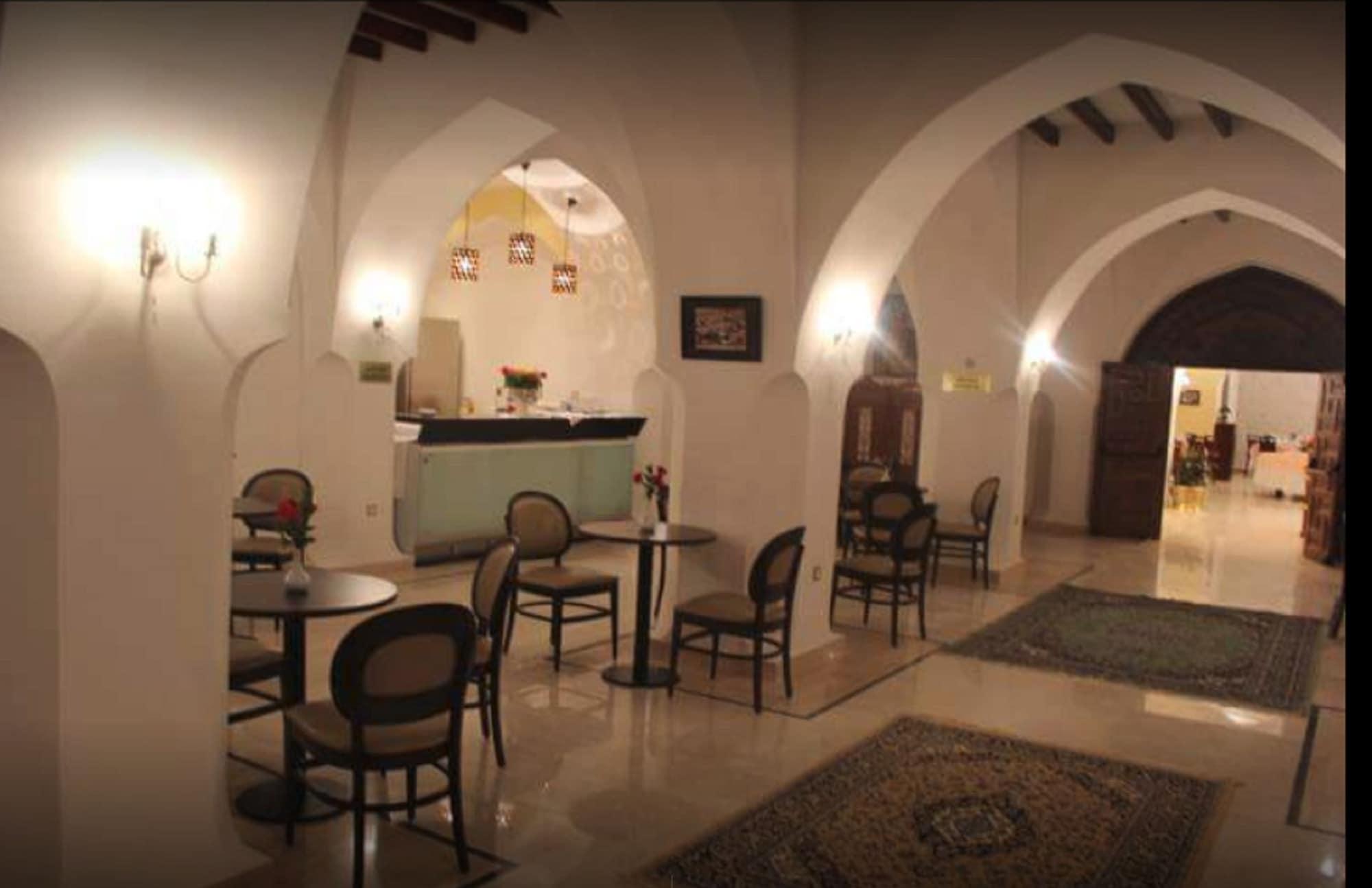 Bar/Salón Le Caid