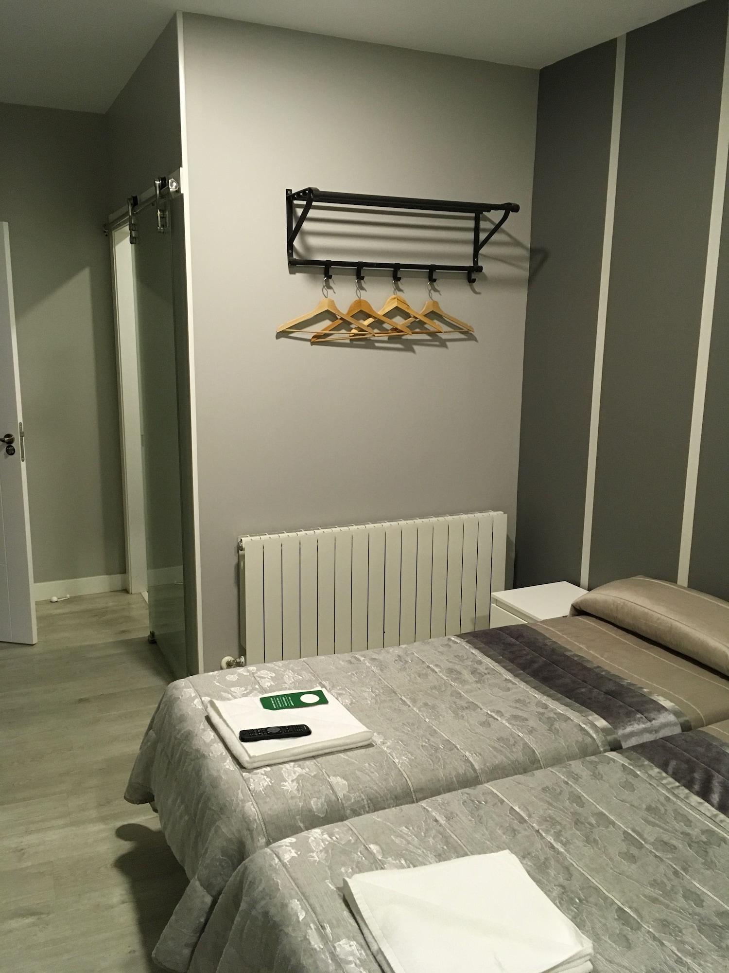 Equipamiento de Habitación Pensión La Bilbaina - Albergue Logroño