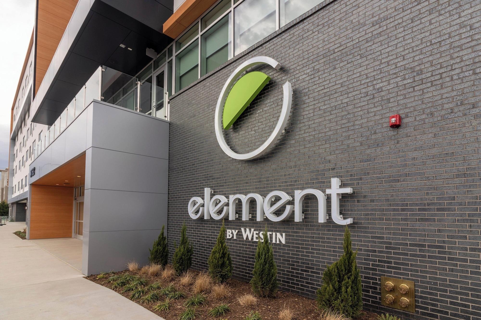 Vista Exterior Element St. Louis Midtown