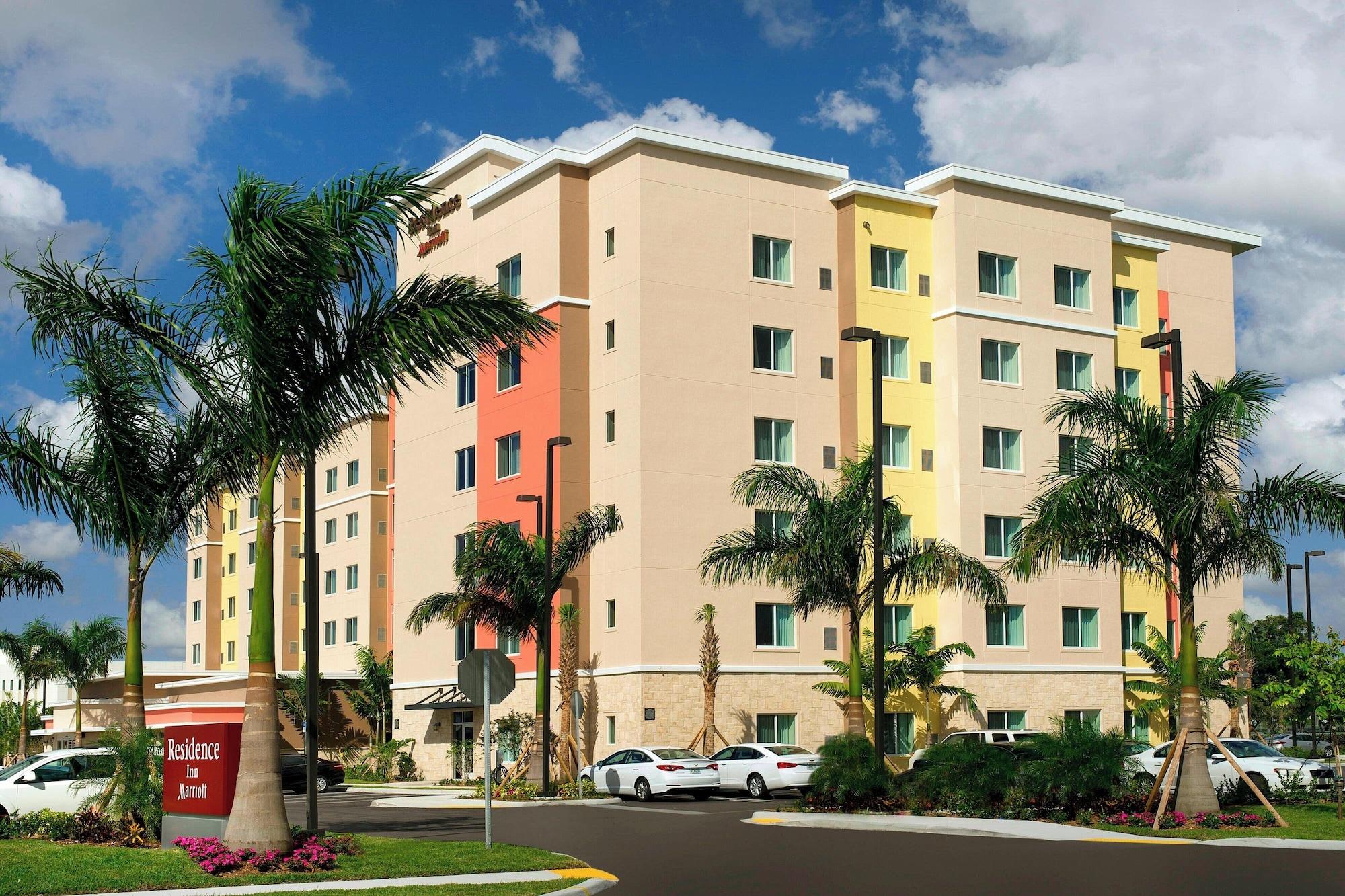 Vista Exterior Residence Inn Miami Airport West/Doral
