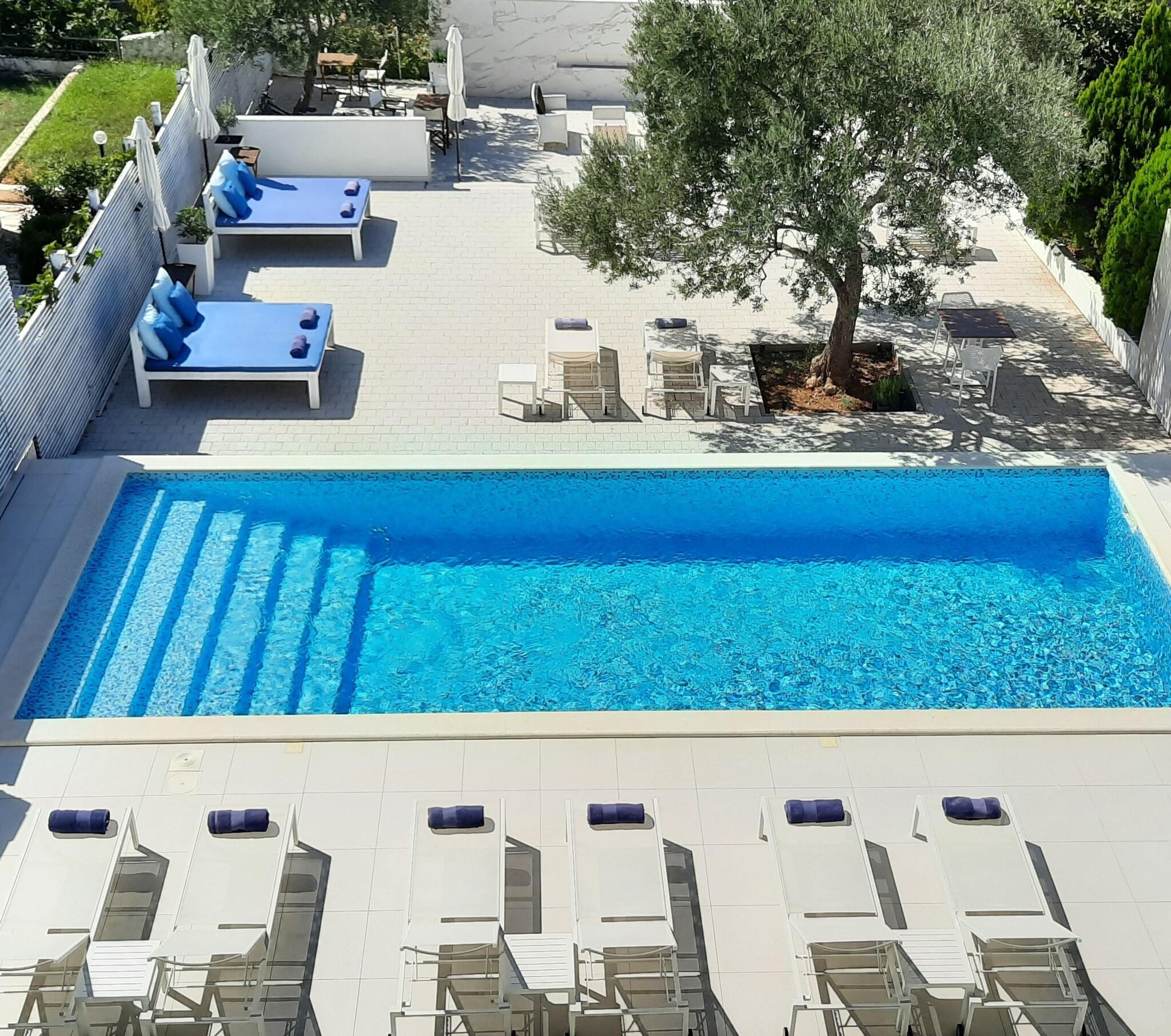 Vista Piscina Demar Residence