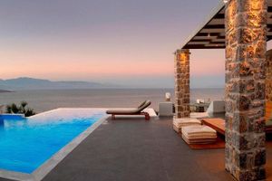 Alquiler Vacacional - Sea front Villa Soligia / Helios 340m2