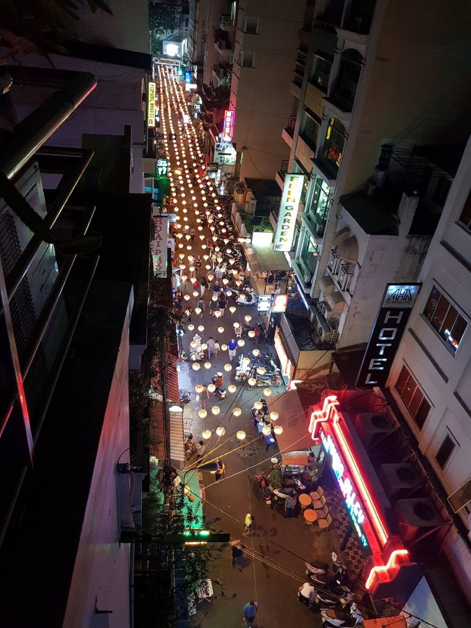Varios Hong Vinh Hotel