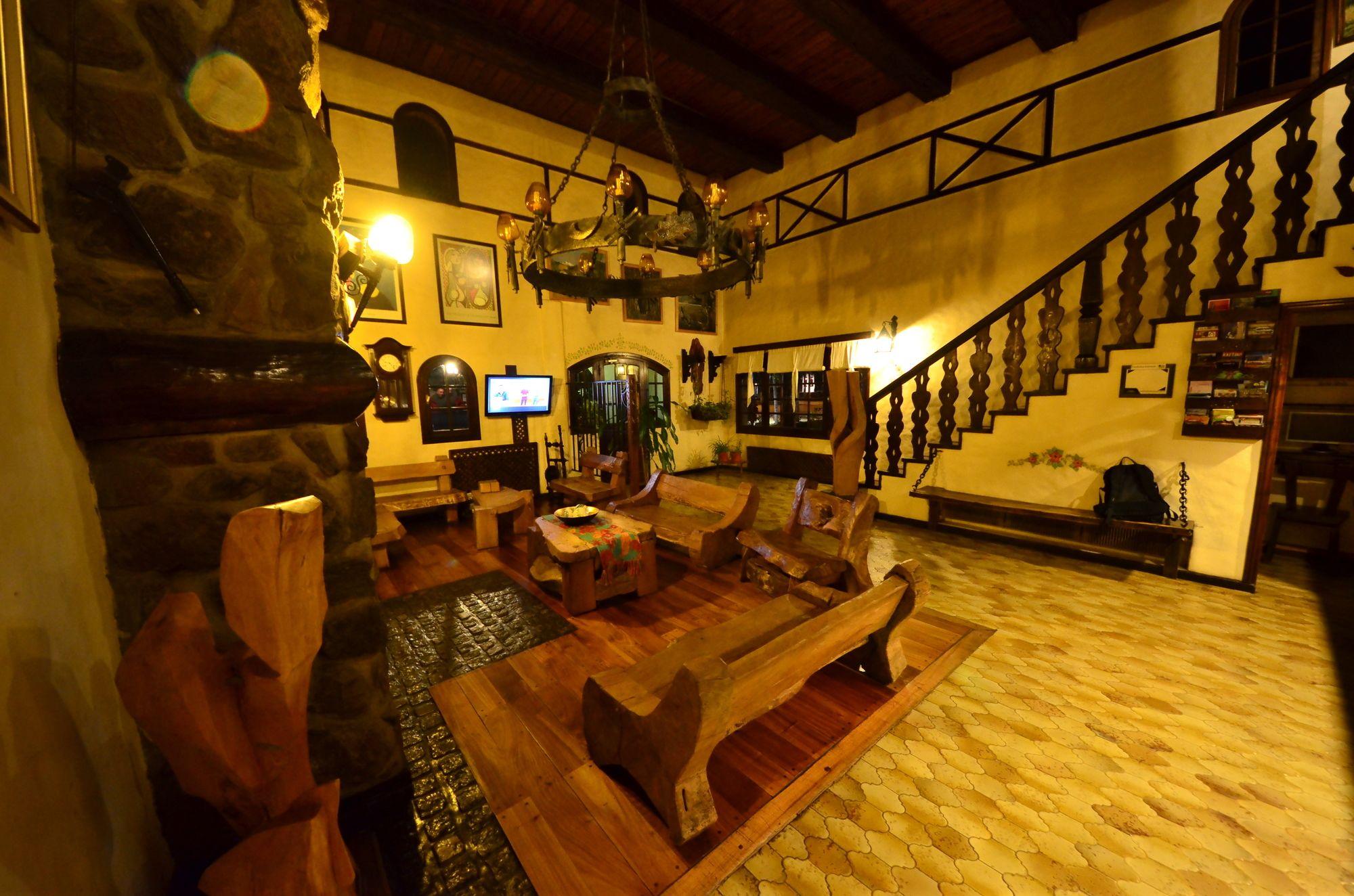 Vista Lobby Hostería La Posta del Cazador