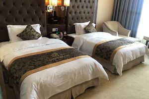 Alojamiento - Royal Prince Hotel