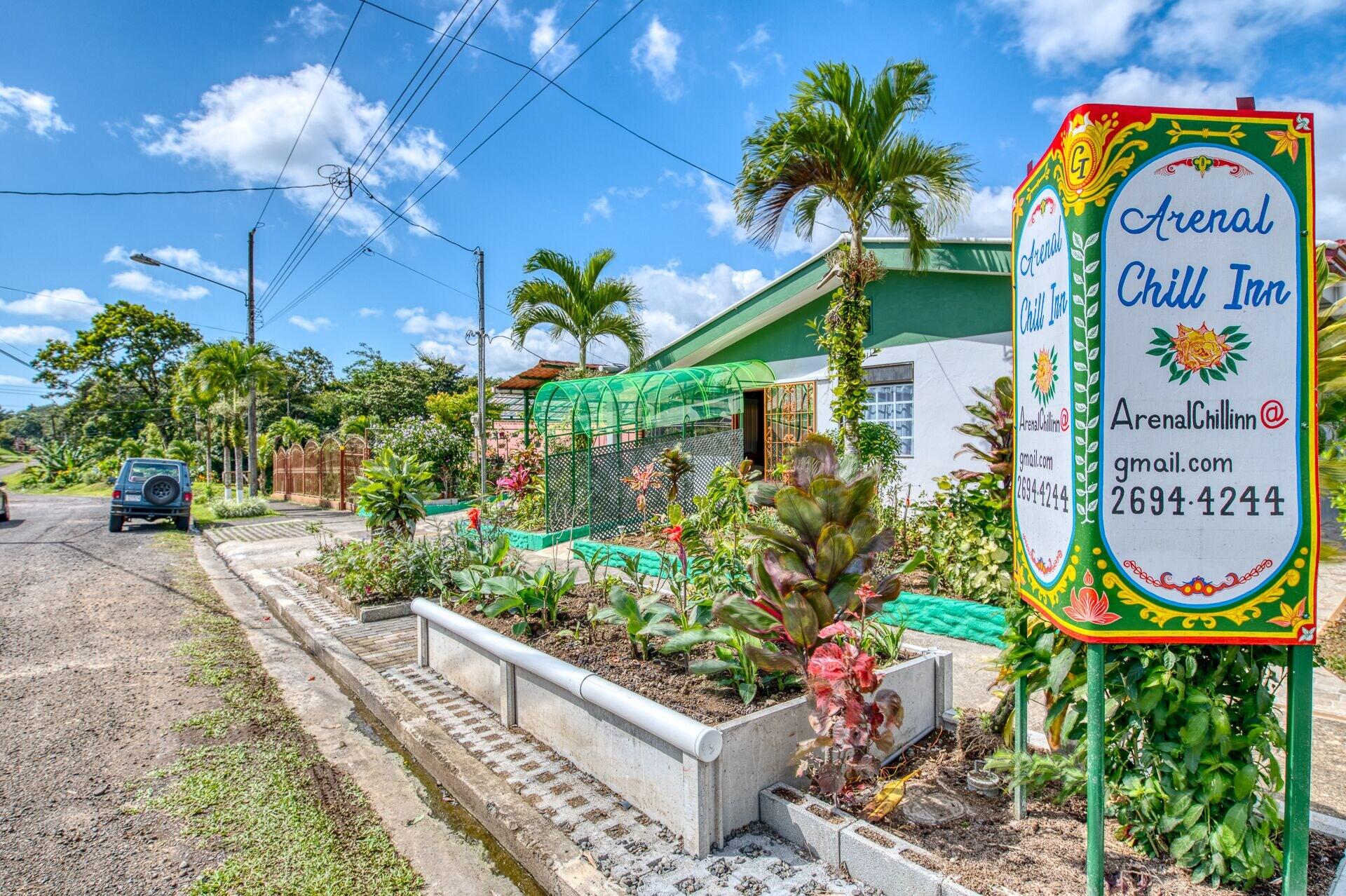 Vista Exterior Arenal Chill Inn