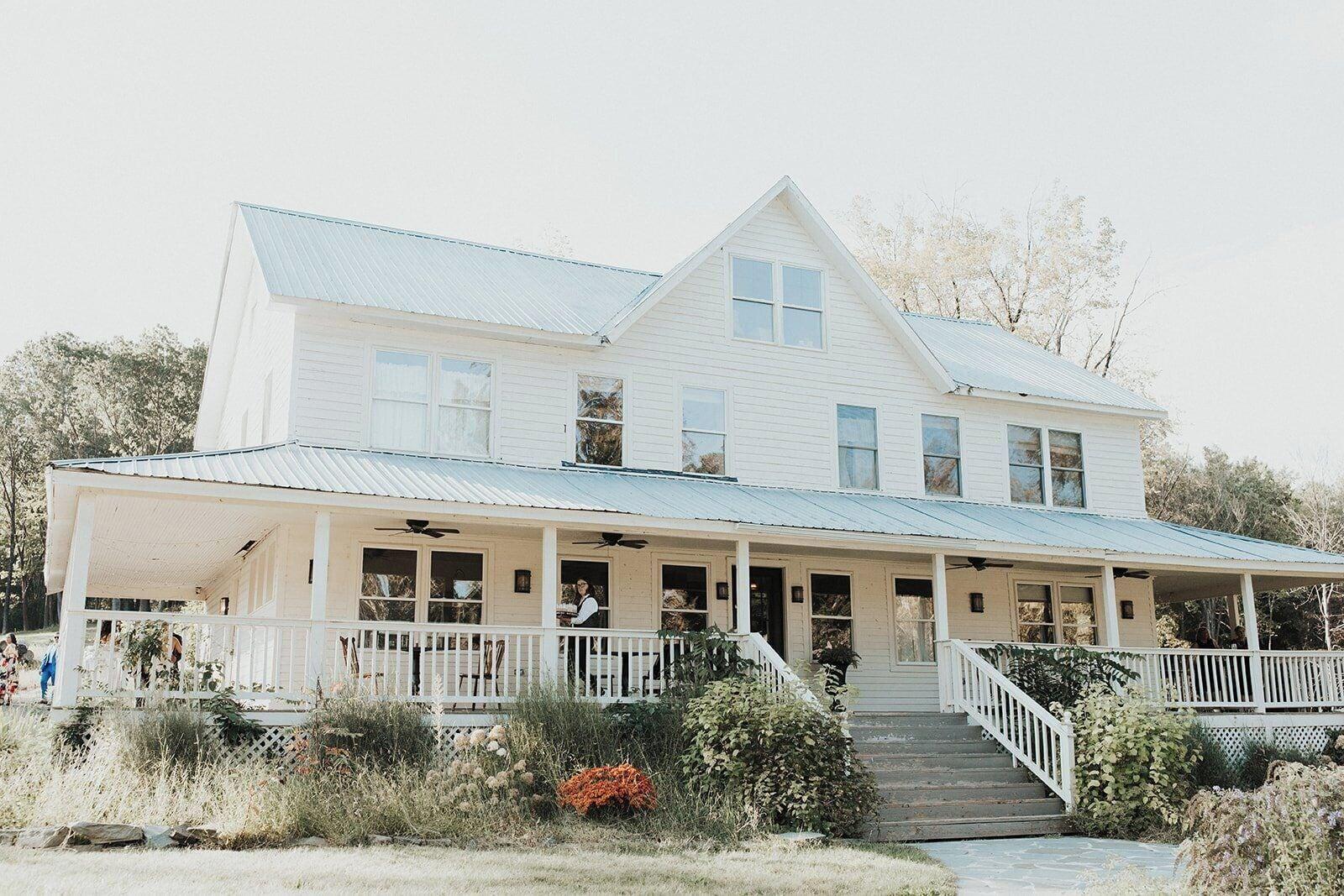 Vista Exterior Stonehill's Farmhouse