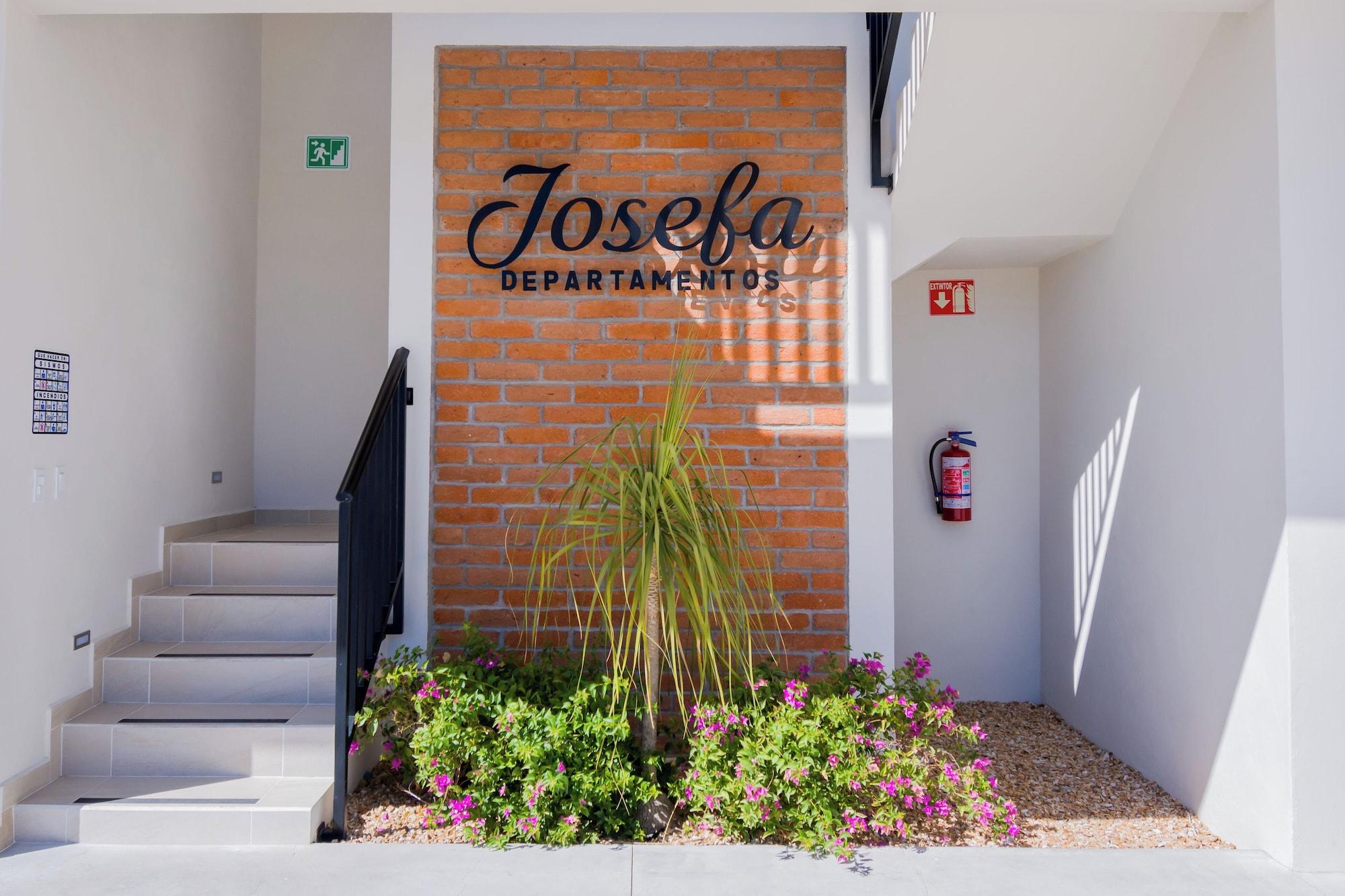 Vista Lobby Josefa Suites