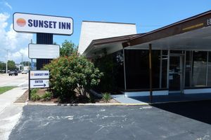 Alojamiento - Sunset Inn