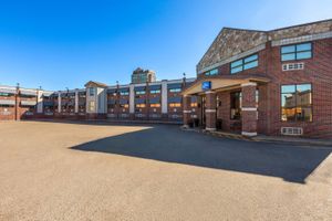 Alojamiento - Baymont by Wyndham Downtown Detroit