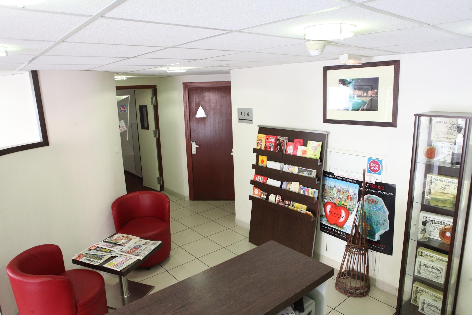 Vista Lobby Hôtel REVOTEL